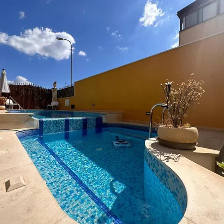 Venere In 18pax Apartment Marina di Ragusa