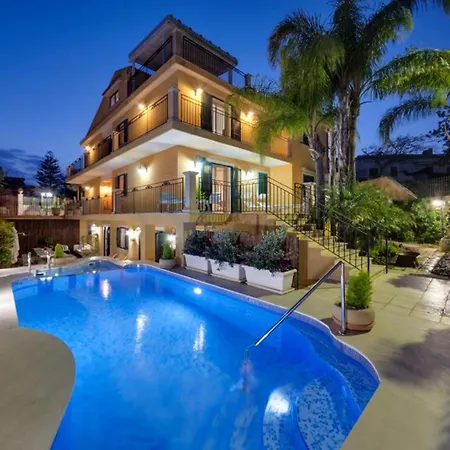 Venere In 15pax Apartament *